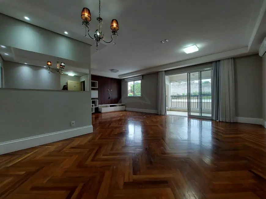 Foto 1 de Apartamento com 3 Quartos para alugar, 131m² em Jardim Madalena, Campinas