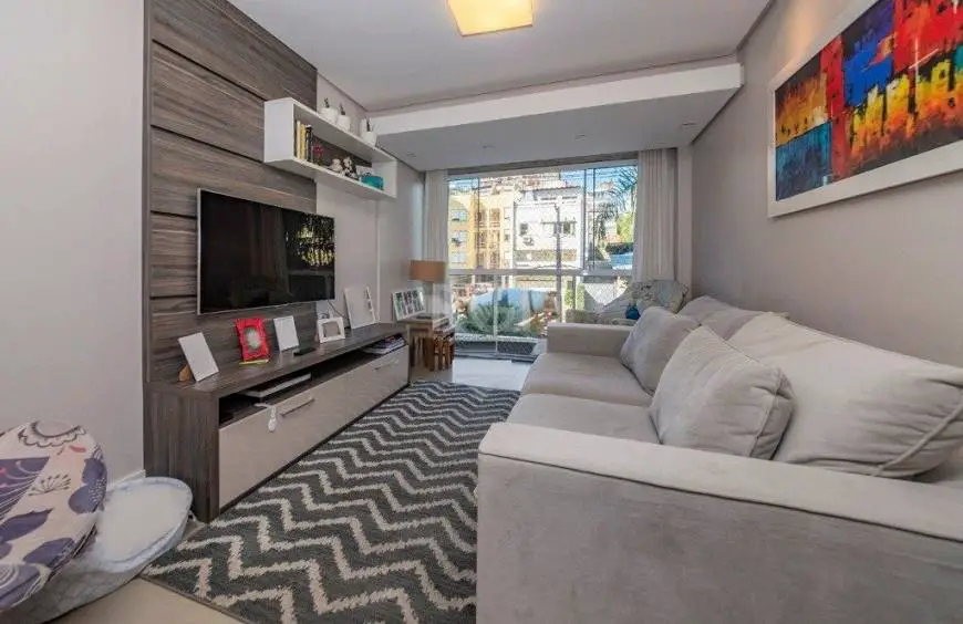 Foto 2 de Apartamento com 3 Quartos à venda, 87m² em Petrópolis, Porto Alegre