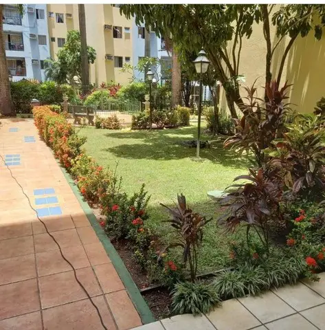 Foto 2 de Apartamento com 3 Quartos à venda, 68m² em San Martin, Recife