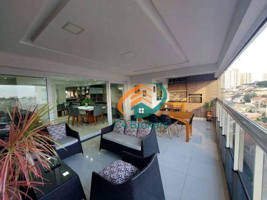Foto 1 de Apartamento com 3 Quartos à venda, 164m² em Vila Rosalia, Guarulhos