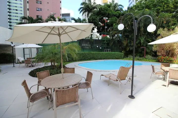 Foto 1 de Apartamento com 4 Quartos à venda, 203m² em Parnamirim, Recife