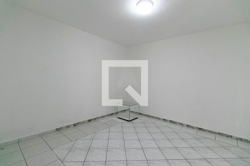 Foto 5 de Casa com 1 Quarto para alugar, 55m² em Vila Carrão, São Paulo