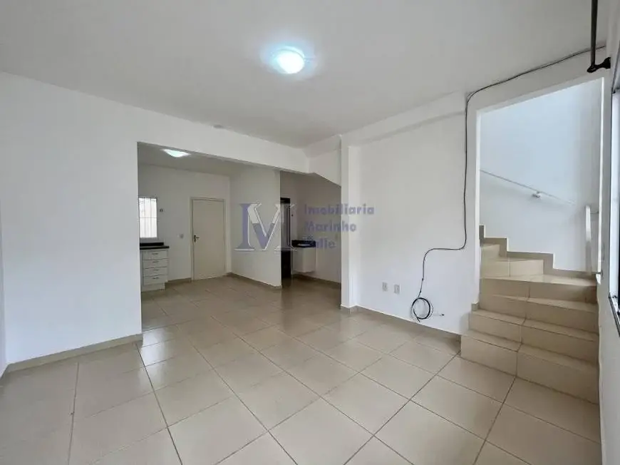 Foto 1 de Casa com 2 Quartos para alugar, 71m² em Villa Toscana, Bragança Paulista