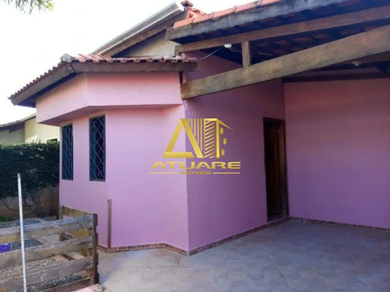 Foto 1 de Casa com 3 Quartos para alugar, 130m² em Aeroporto Jatoba, Pouso Alegre