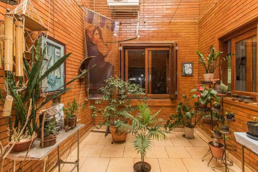 Foto 1 de Casa com 3 Quartos à venda, 166m² em Cristo Redentor, Porto Alegre