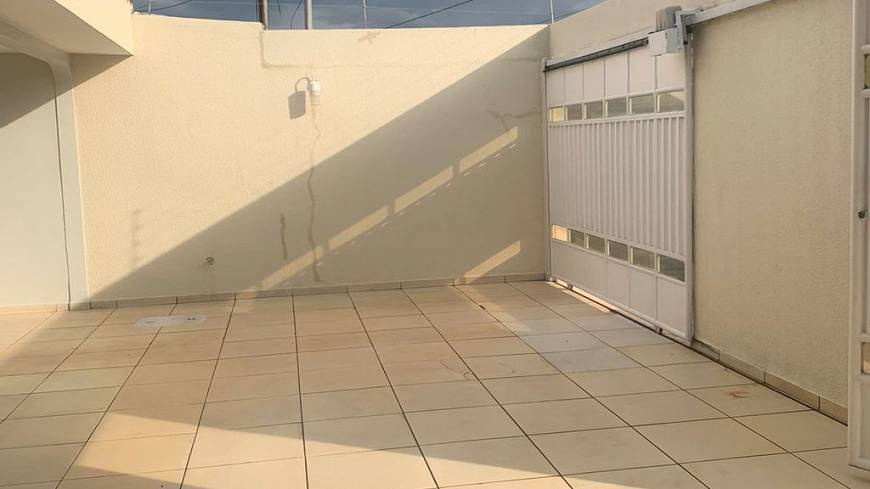 Foto 2 de Casa com 3 Quartos para alugar, 197m² em Guara II, Brasília