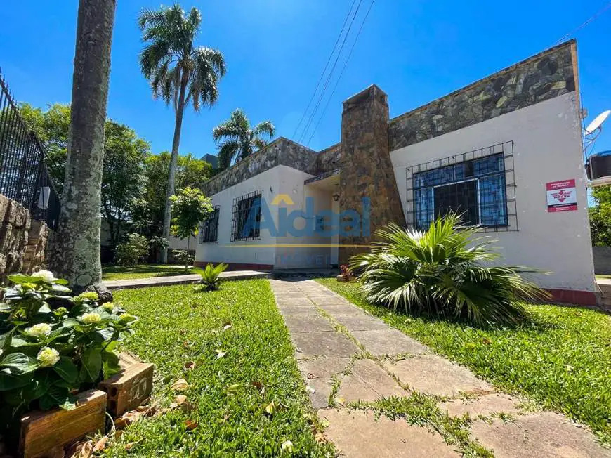 Foto 3 de Casa com 3 Quartos à venda, 160m² em Itai, Eldorado do Sul