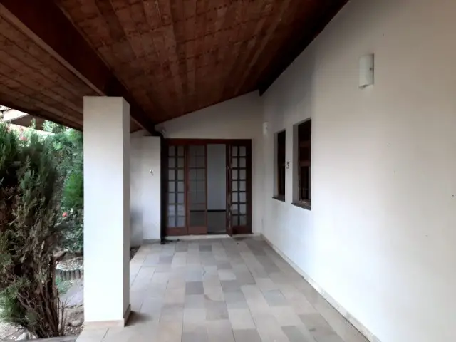 Foto 1 de Casa com 3 Quartos à venda, 250m² em Parque Residencial Beira Rio, Guaratinguetá