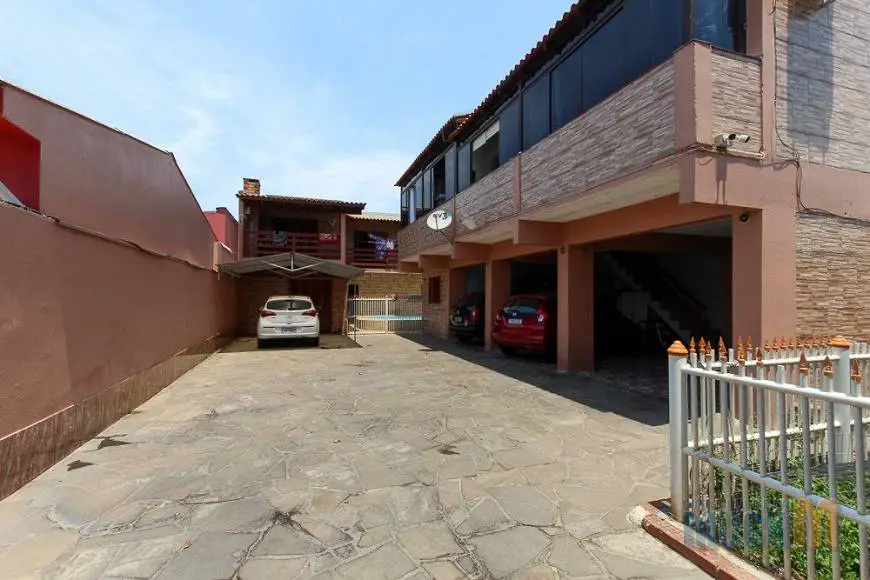 Foto 3 de Casa com 3 Quartos à venda, 342m² em Rio Branco, Canoas