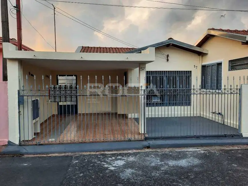 Foto 1 de Casa com 3 Quartos para alugar, 150m² em Vila Monteiro, São Carlos