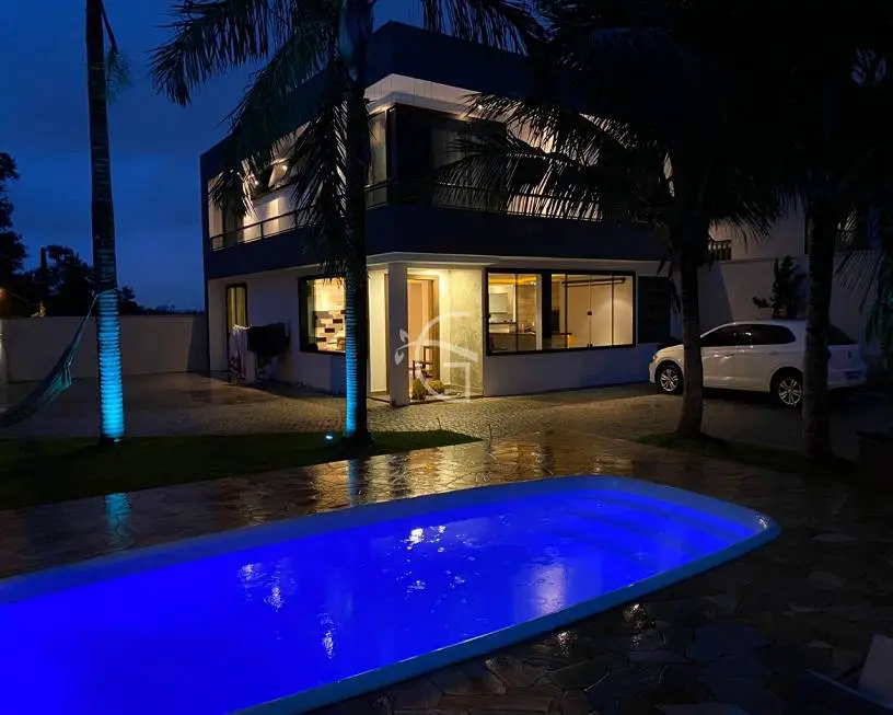 Foto 4 de Casa com 4 Quartos à venda, 202m² em Bom Retiro, Joinville