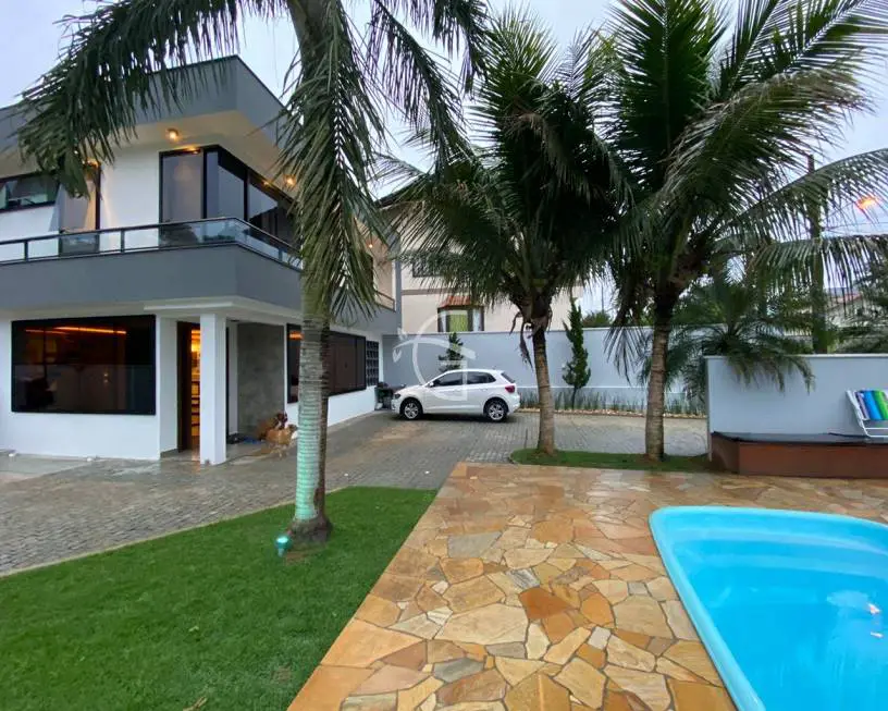 Foto 5 de Casa com 4 Quartos à venda, 202m² em Bom Retiro, Joinville
