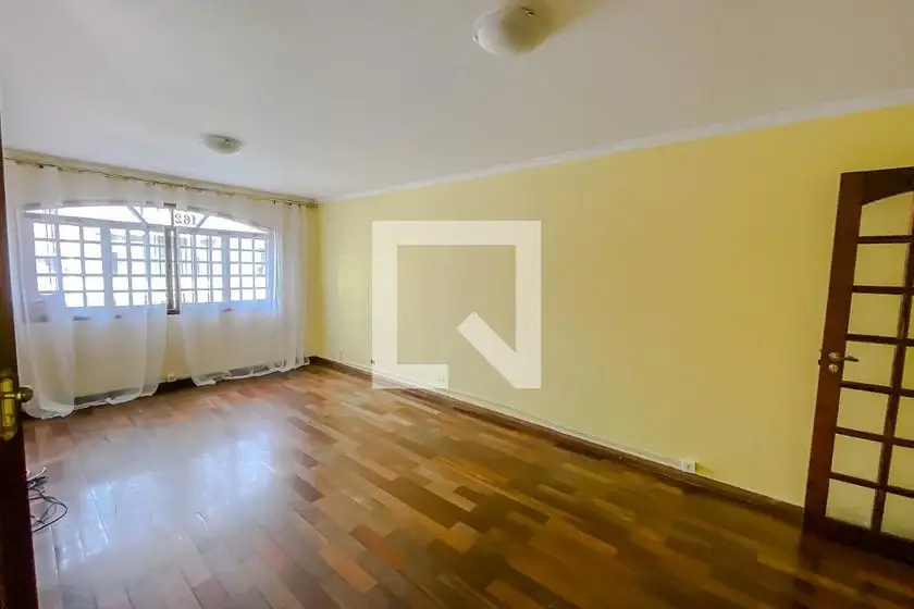 Foto 1 de Casa com 4 Quartos para alugar, 240m² em Vila Carrão, São Paulo