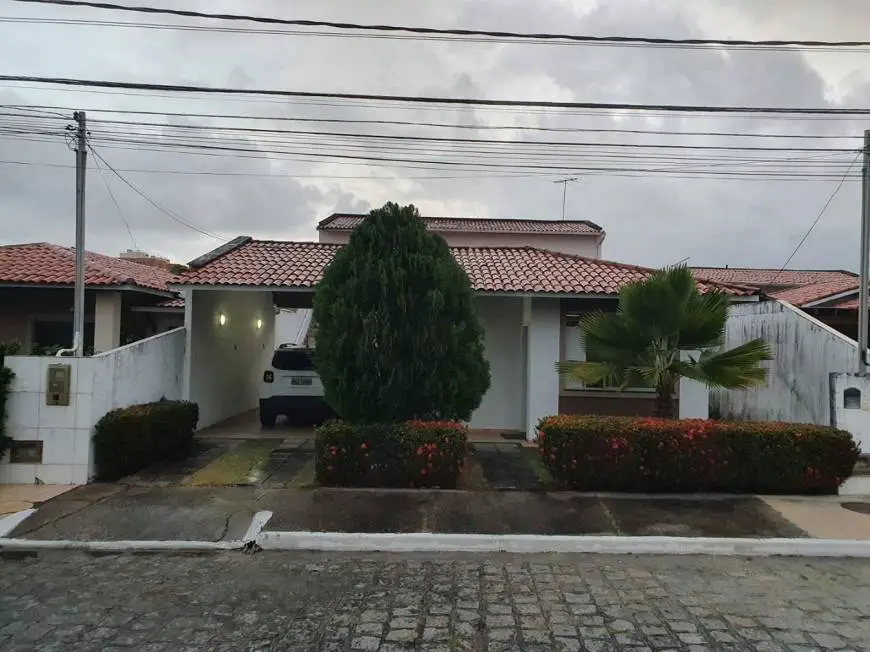 Foto 1 de Casa com 5 Quartos à venda, 200m² em Ponto Novo, Aracaju