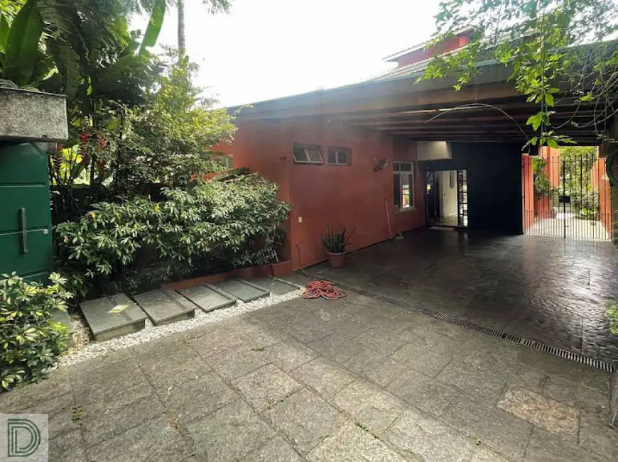 Foto 4 de Sobrado com 4 Quartos à venda, 278m² em Vila Pirajussara, São Paulo