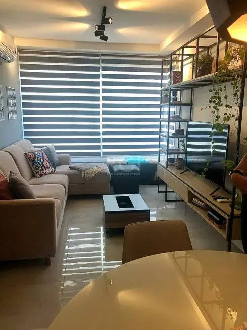 Foto 2 de Apartamento com 2 Quartos à venda, 61m² em Higienópolis, Porto Alegre