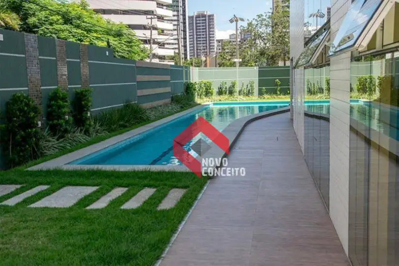 Foto 1 de Apartamento com 2 Quartos à venda, 61m² em Meireles, Fortaleza