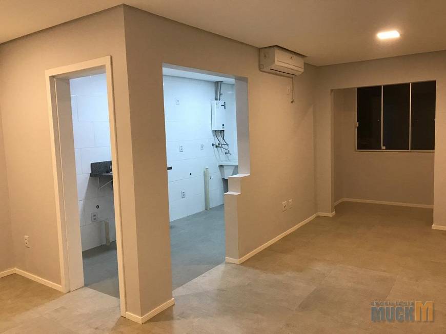 Foto 4 de Apartamento com 2 Quartos à venda, 67m² em São José, Canoas