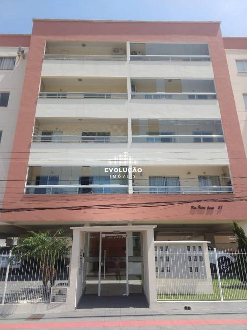 Foto 1 de Apartamento com 2 Quartos à venda, 76m² em Sertao do Maruim, São José