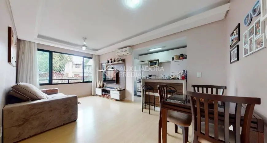 Foto 2 de Apartamento com 2 Quartos à venda, 52m² em Tristeza, Porto Alegre