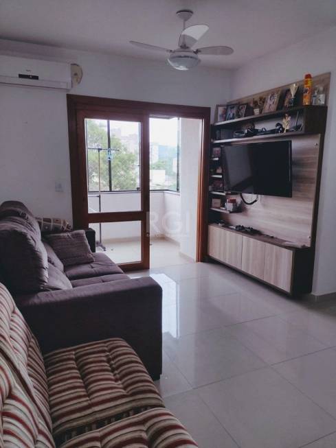 Foto 1 de Apartamento com 3 Quartos à venda, 83m² em Camaquã, Porto Alegre