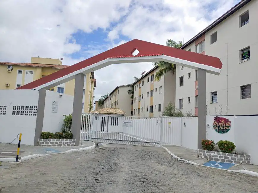 Foto 1 de Apartamento com 3 Quartos para alugar, 66m² em Centro, Barra dos Coqueiros