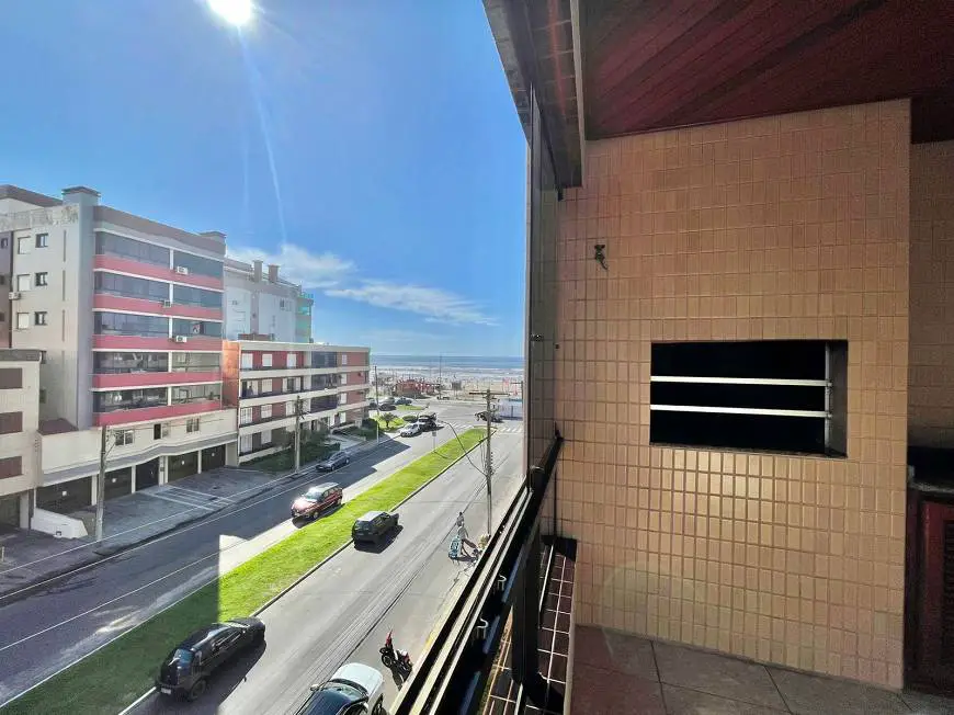 Foto 1 de Apartamento com 3 Quartos à venda, 100m² em Centro, Capão da Canoa