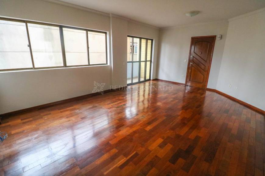 Foto 2 de Apartamento com 3 Quartos para alugar, 98m² em Zona 07, Maringá