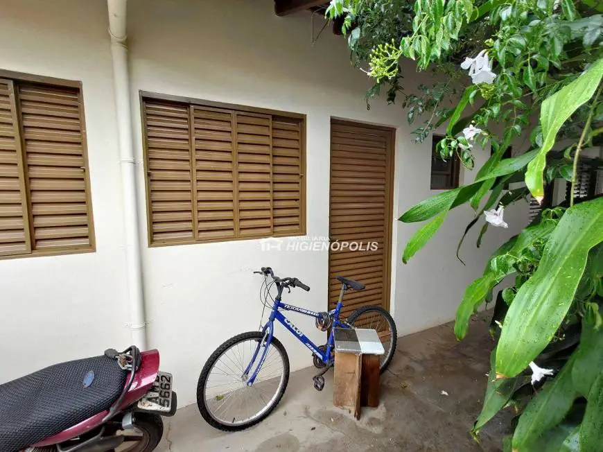 Foto 1 de Casa com 1 Quarto para alugar, 10m² em Jardim Higienopolis, Londrina