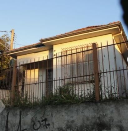 Foto 1 de Casa com 2 Quartos à venda, 109m² em Glória, Porto Alegre