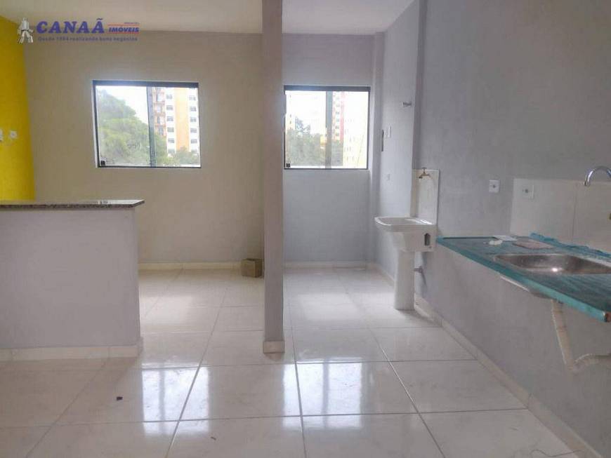Foto 1 de Casa com 2 Quartos para alugar, 60m² em Jardim Umarizal, São Paulo