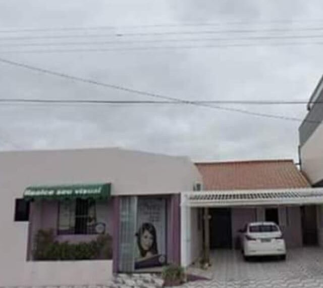 Foto 1 de Casa com 4 Quartos à venda, 435m² em Centro, Araranguá