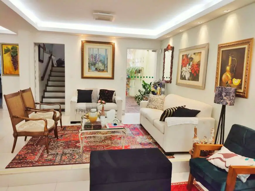 Foto 1 de Casa com 4 Quartos à venda, 500m² em Santa Lúcia, Belo Horizonte