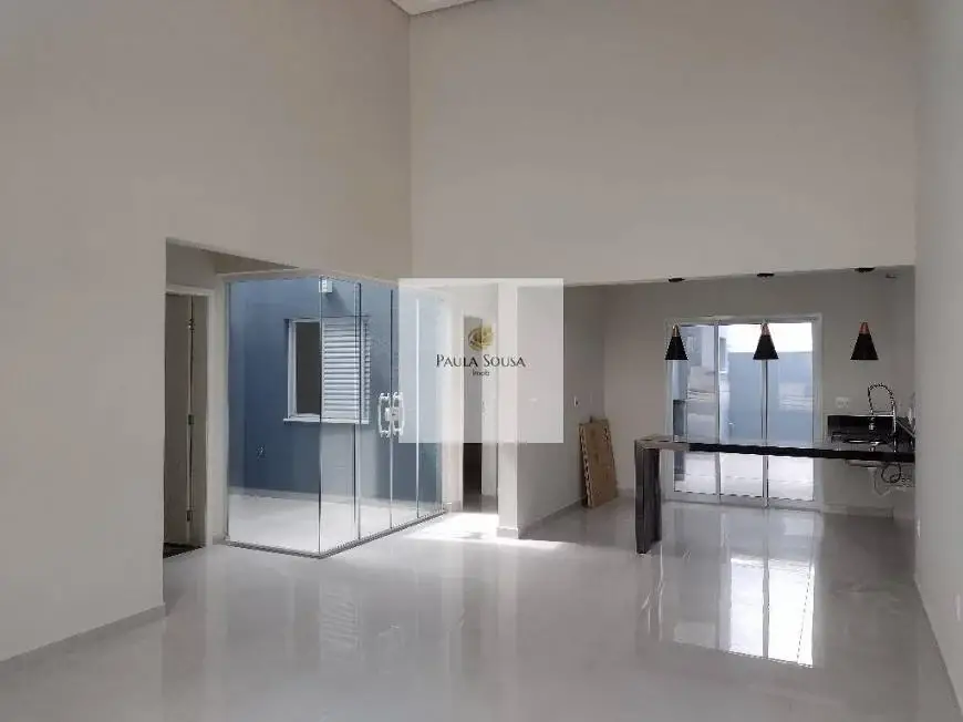 Foto 3 de Casa de Condomínio com 3 Quartos à venda, 1650m² em Village Moutonnee, Salto
