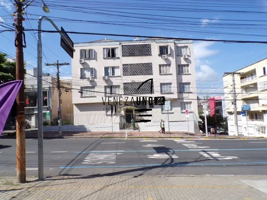 Foto 1 de Apartamento com 1 Quarto para alugar, 45m² em Auxiliadora, Porto Alegre