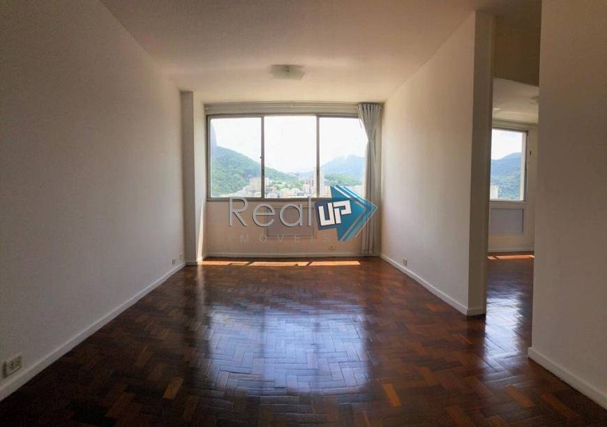 Foto 4 de Apartamento com 1 Quarto para alugar, 57m² em Leblon, Rio de Janeiro