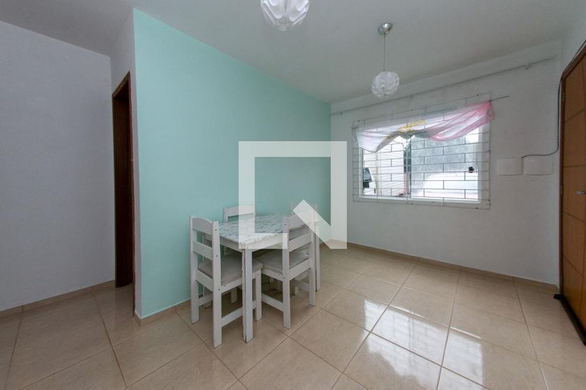 Foto 1 de Apartamento com 2 Quartos para alugar, 54m² em Ipê, São José dos Pinhais
