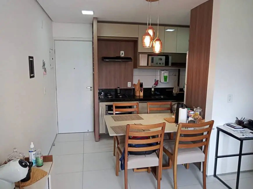 Foto 2 de Apartamento com 2 Quartos à venda, 50m² em Uruguai, Teresina