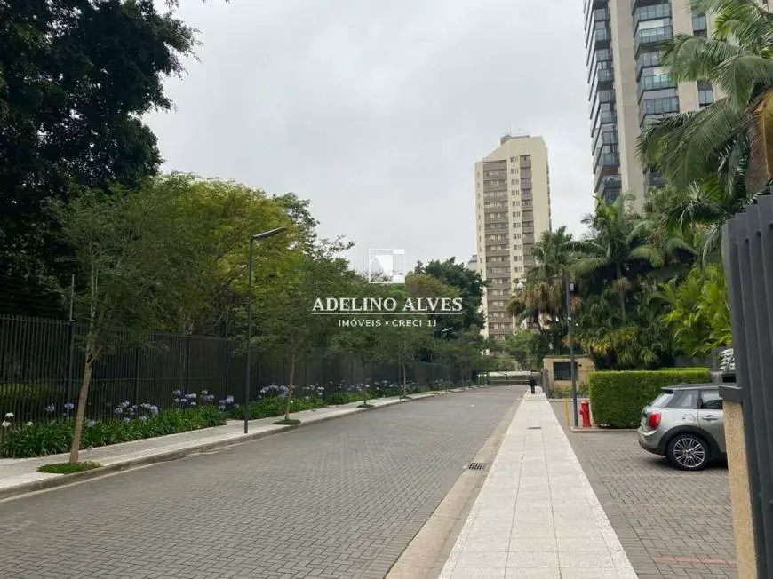 Foto 4 de Apartamento com 3 Quartos à venda, 300m² em Alto de Pinheiros, São Paulo