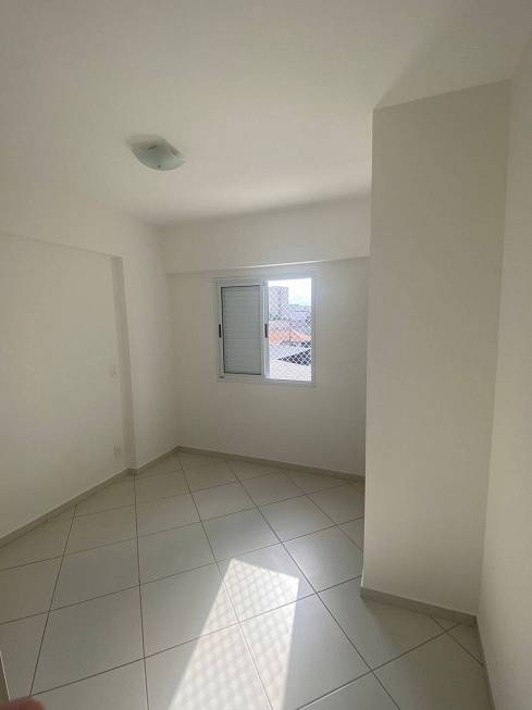 Foto 2 de Apartamento com 3 Quartos para alugar, 90m² em Centro, Taubaté