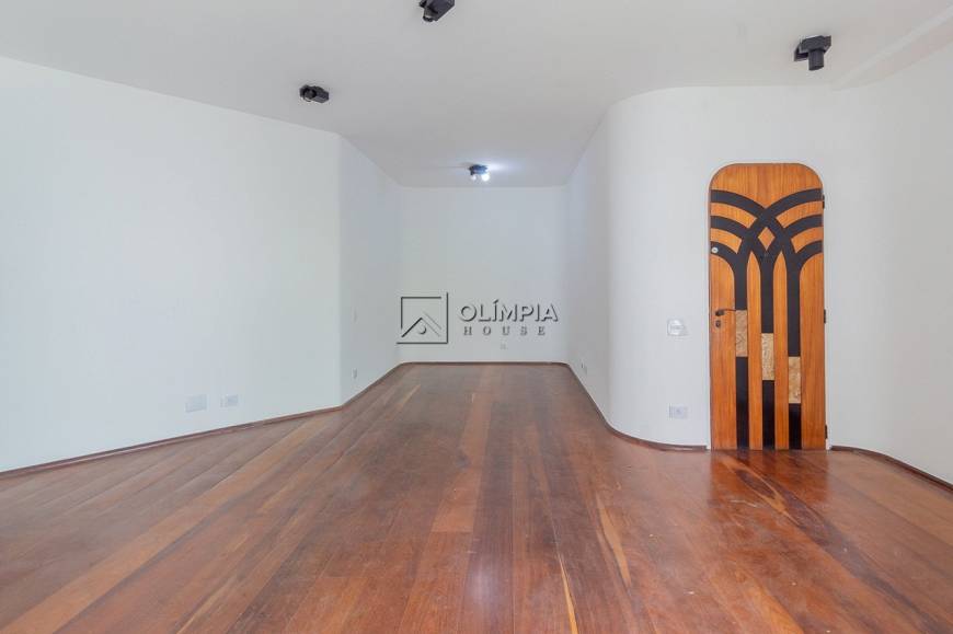 Foto 5 de Apartamento com 3 Quartos à venda, 130m² em Higienópolis, São Paulo