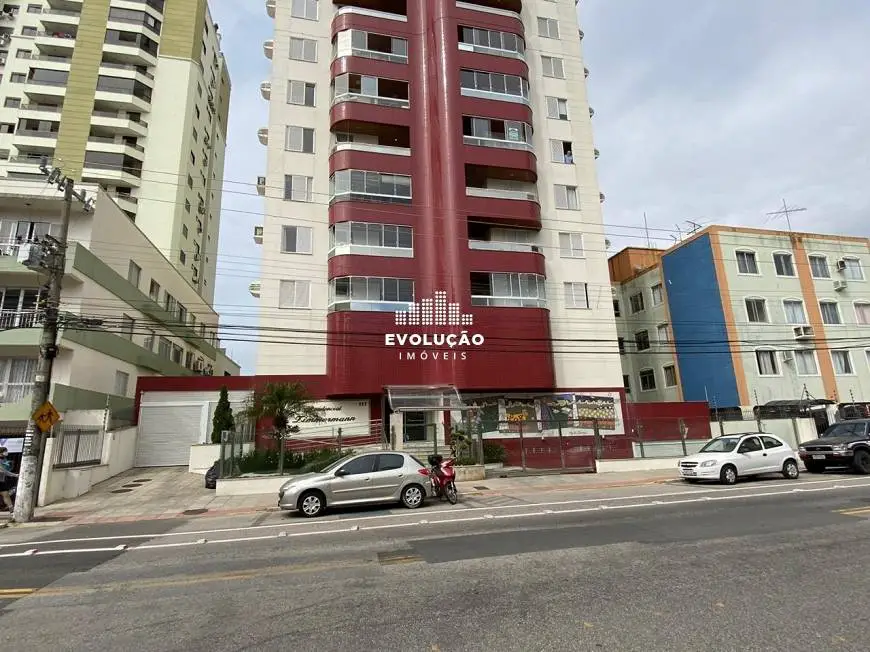 Foto 1 de Apartamento com 3 Quartos à venda, 118m² em Kobrasol, São José