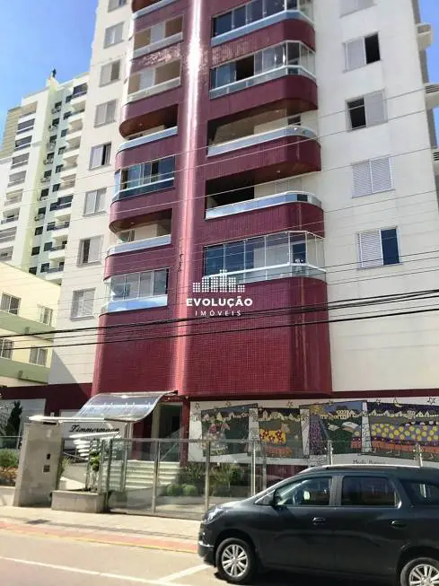 Foto 2 de Apartamento com 3 Quartos à venda, 146m² em Kobrasol, São José
