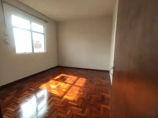 Foto 5 de Apartamento com 3 Quartos para alugar, 120m² em Santa Efigênia, Belo Horizonte
