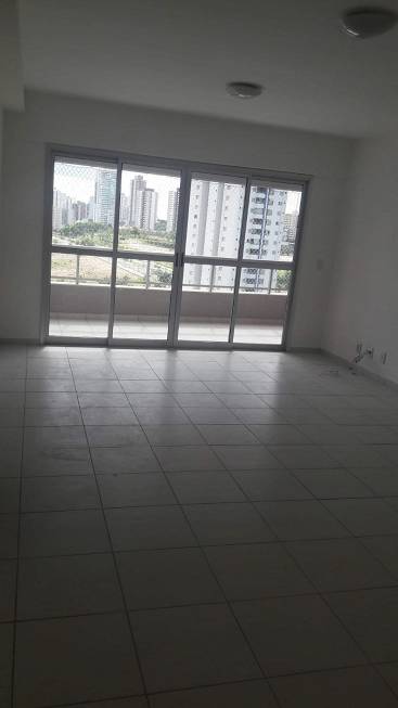 Foto 2 de Apartamento com 4 Quartos à venda, 141m² em Jardim Aclimação, Cuiabá