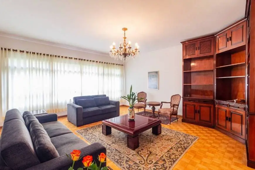 Foto 1 de Apartamento com 4 Quartos à venda, 220m² em Jardins, São Paulo