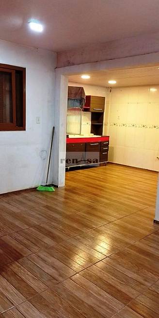 Foto 3 de Casa com 2 Quartos à venda, 47m² em Cidade Nova, Caxias do Sul