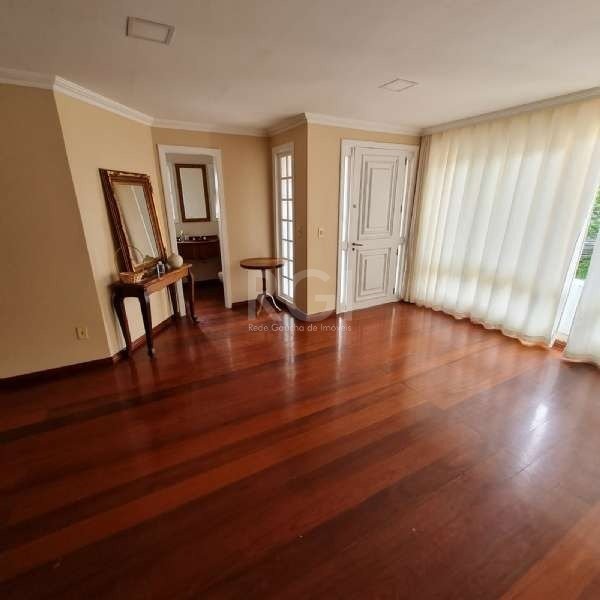 Foto 5 de Casa com 3 Quartos à venda, 330m² em Santo Antônio, Porto Alegre
