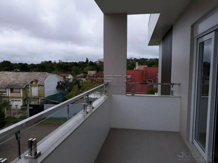 Foto 2 de Casa com 3 Quartos à venda, 246m² em São José, São Leopoldo