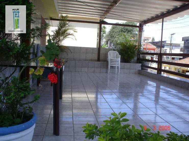 Foto 1 de Casa com 3 Quartos para alugar, 250m² em Vila Amália, São Paulo
